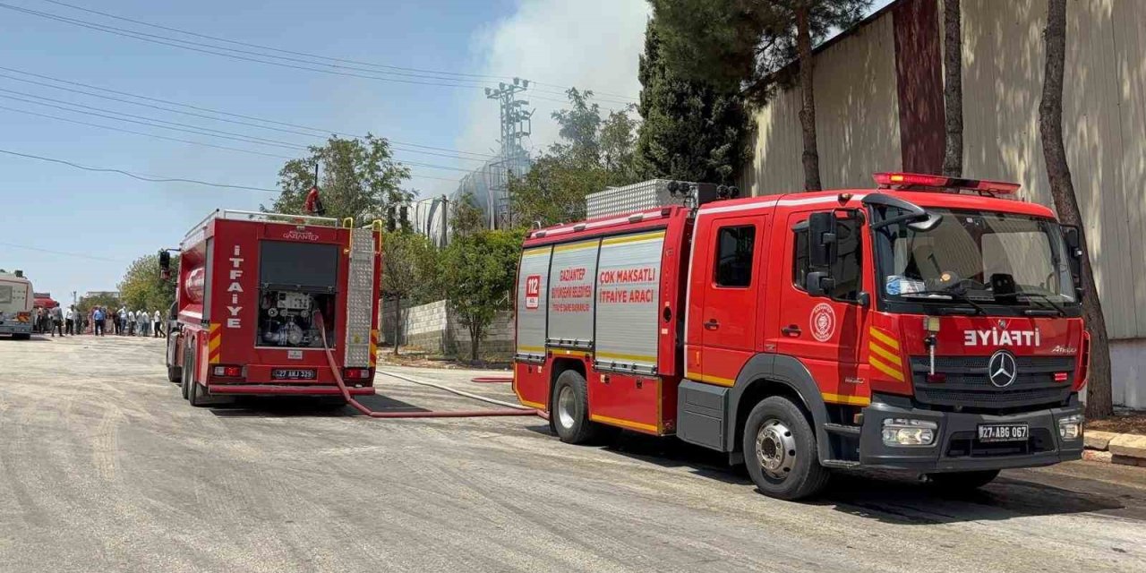 Gaziantep’te halı fabrikasındaki yangın kontrol altına alındı