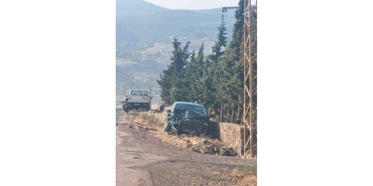 Gaziantep’te iki otomobilin karıştığı kazada 4 yaralı
