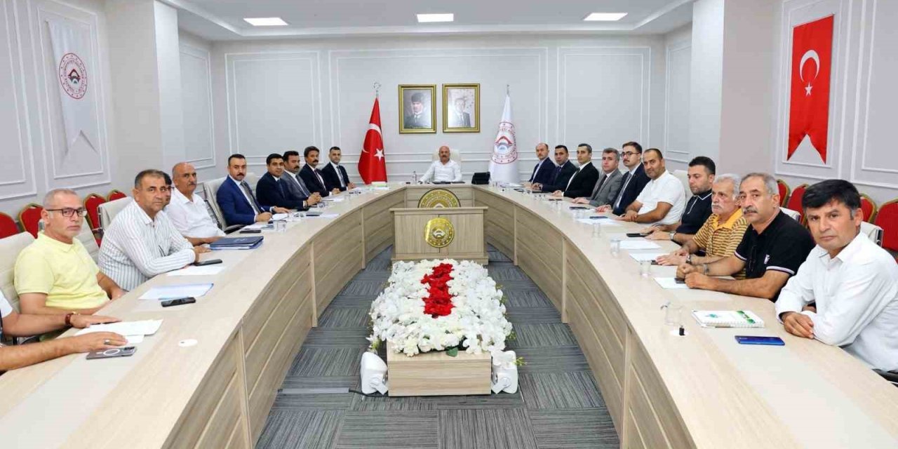 Orta hasarlı yapılar için değerlendirme toplantısı gerçekleştirildi
