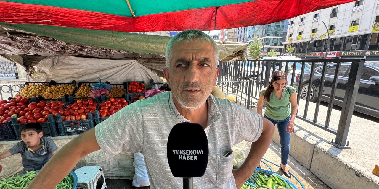 Çukurcalı üretici doğal ürünlerini Yüksekova’da satıyor