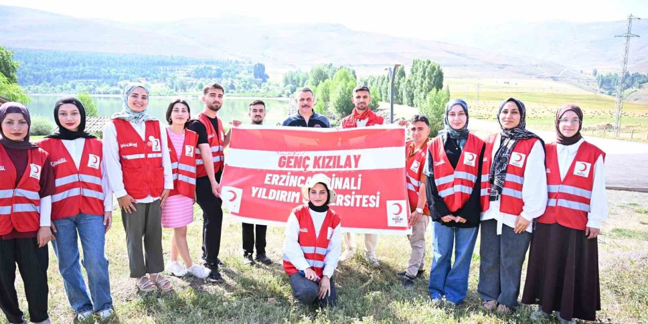 Genç Kızılay Erzurum ‘Afete Hazırım Kampı’ Konaklı’da start verdi