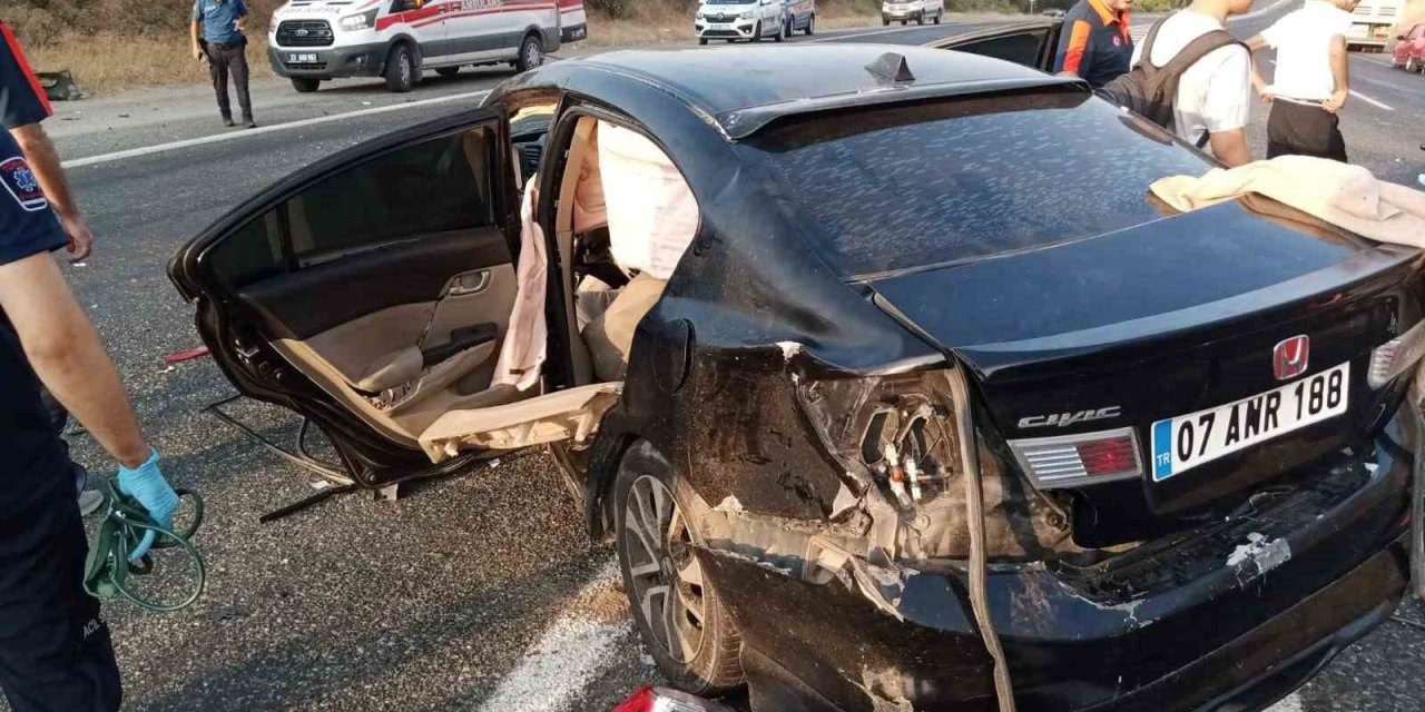 Elazığ’da otomobiller çarpıştı: 1’i ağır yaralı