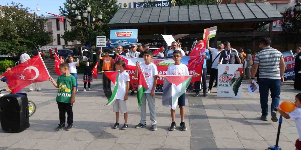 Sağlık çalışanları 90 haftadır Gazze için yürüyor