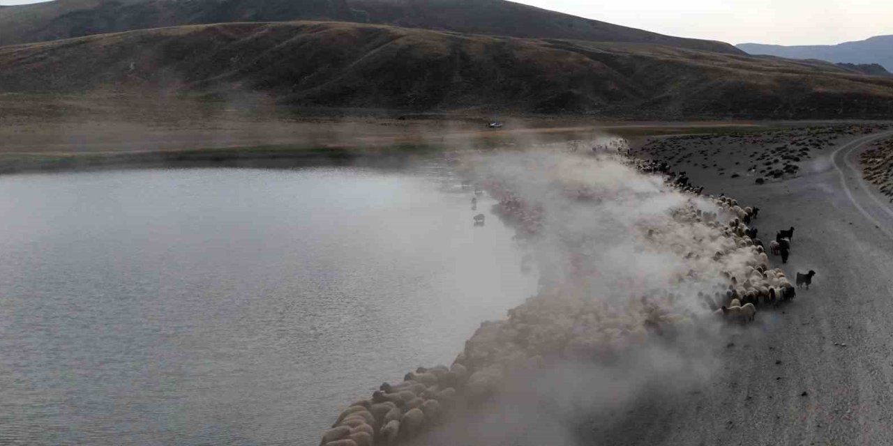 Nemrut’ta toz bulutu içinde görsel şölen