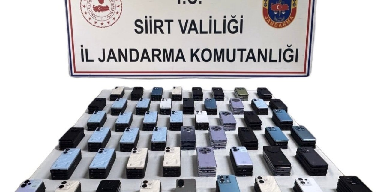 10 milyon lira değerinde kaçak cep telefonu ele geçirildi