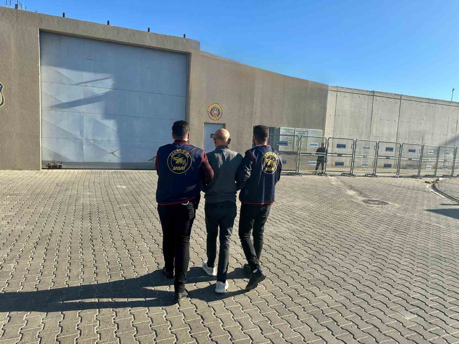 Kesinleşmiş cezası bulunan uyuşturucu taciri Gaziantep'te yakalandı