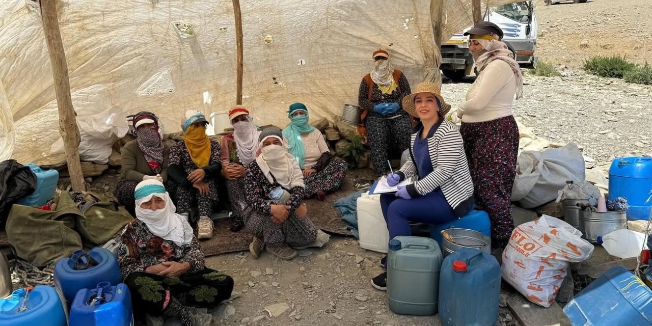 Yüksekova’da berivanlara süt hijyeni eğitimi verildi