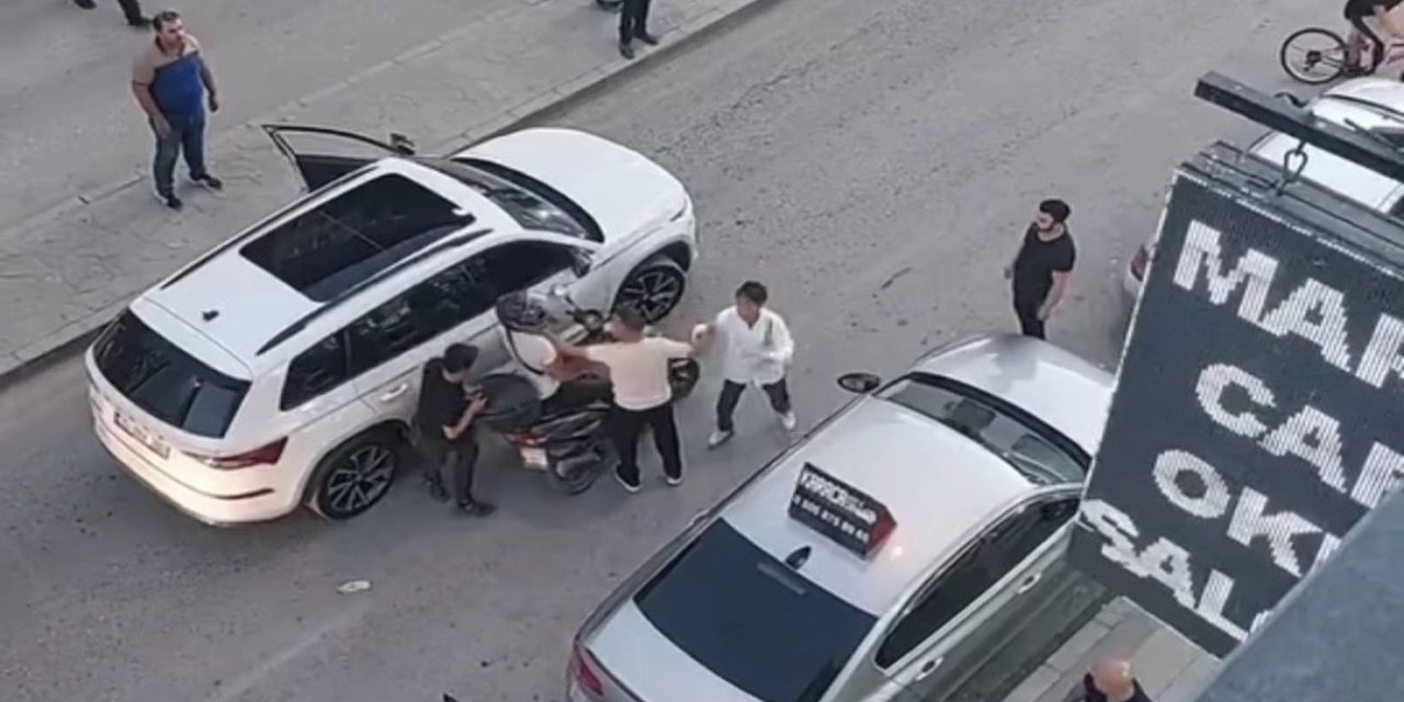 Van’da trafikte bıçaklı kavga