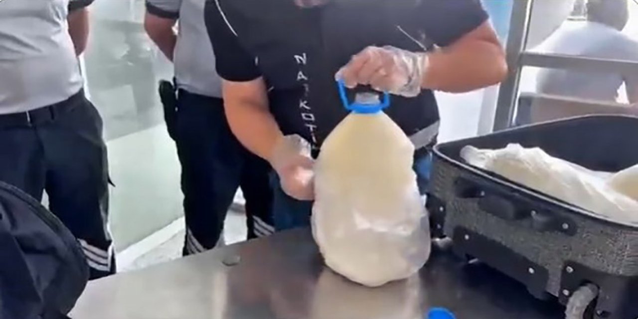 Yüksekova'da süt şişesi içinde uyuşturucu ele geçirildi