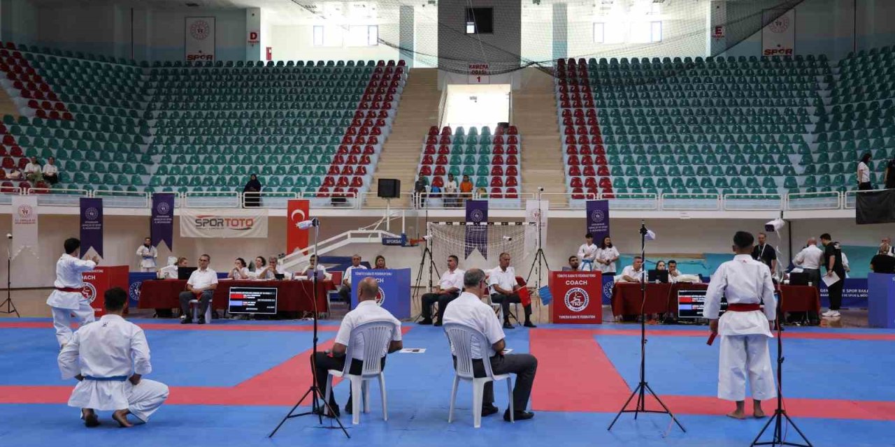 Bakan Osman Aşkın Bak: "Diyarbakır’a yaklaşık 3.5 milyar lira spor yatırımı, tesis yatırımı yapacağız"