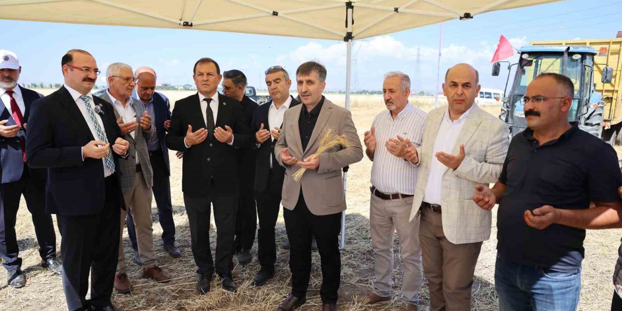 Rektör Prof. Dr. Ahmet Hacımüftüoğlu: "Tarım, geleceğe umut ekmektir"