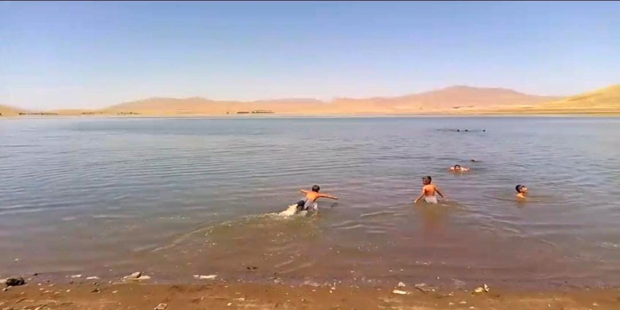 Patnos Barajı serinlemek isteyenlerin uğrak noktası oldu