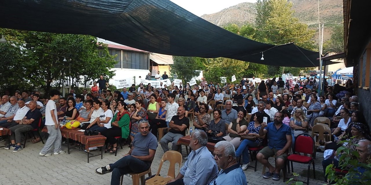 Erzincan merkeze bağlı Tatlısu köyünde Çilek ve Böğürtlen Festivali