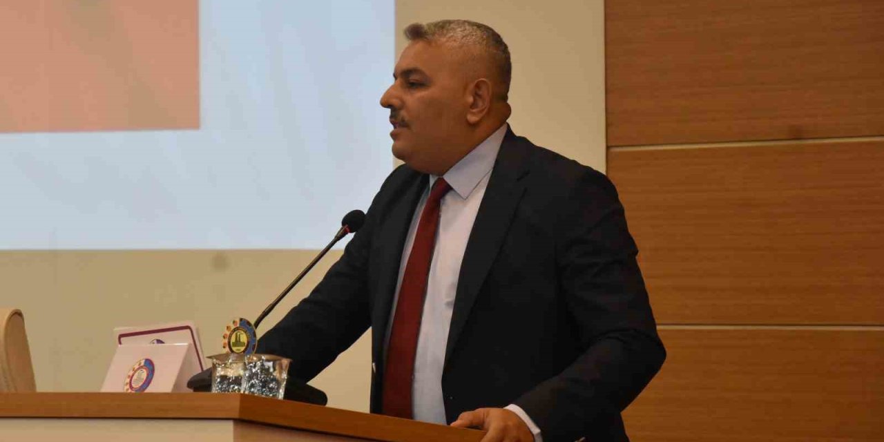 Oğuzhan Ata Sadıkoğlu: "Açlık, zulüm ve ölüm tüm insanlığın ayıbıdır"