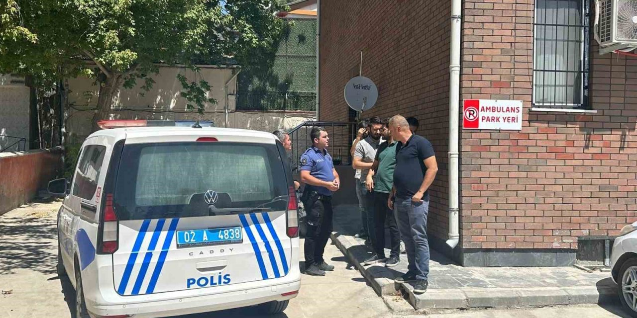 İki grup arasında çıkan kavgada 1 kişi yaralandı