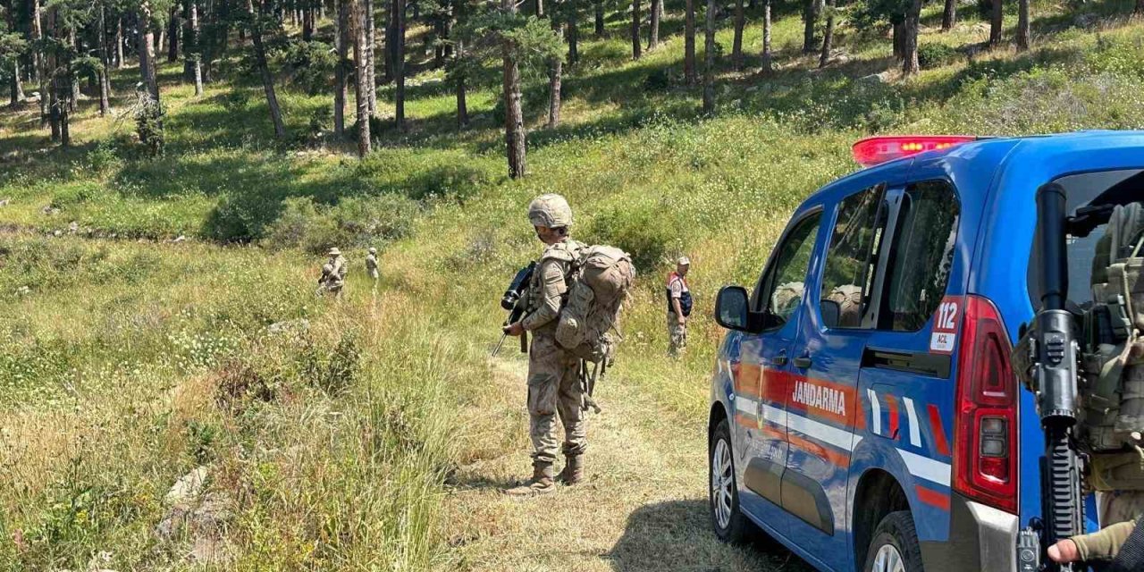 Ormanlık alanda mangal yakan 11 kişiye 32 bin TL para cezası