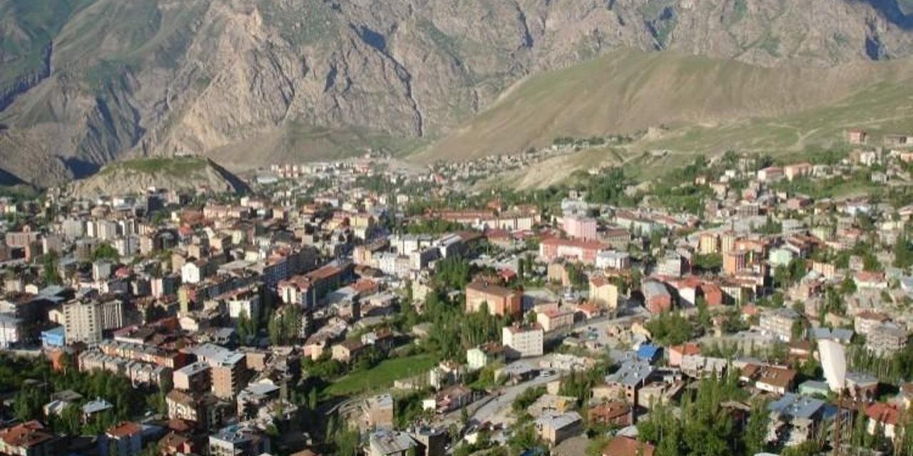 Hakkari'de afetzedelere 9,7 milyon TL nakdi destek