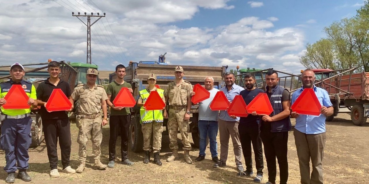 Arpaçay’da çiftçiler bilgilendirildi