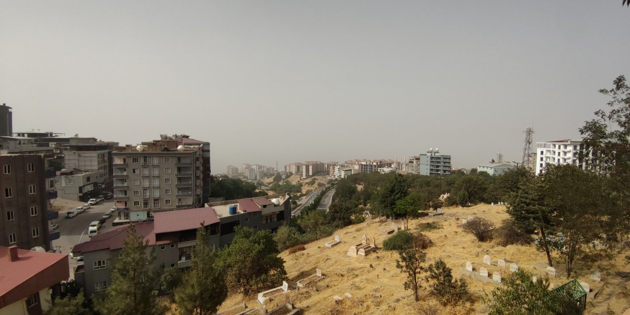Şırnak’ta toz taşınımı etkili oldu