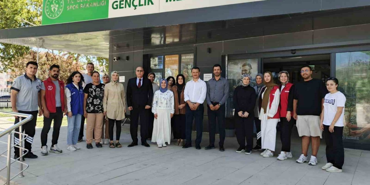 Adıyaman Gölbaşı’ndaki spor tesisleri incelendi