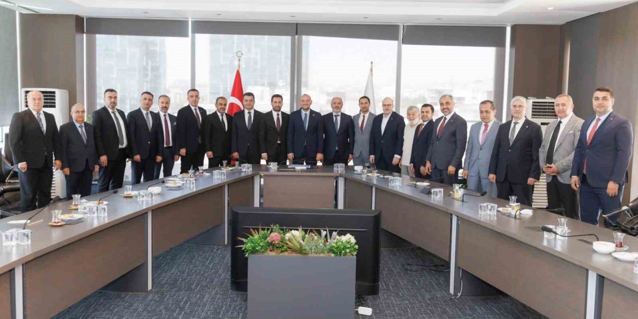 Gaziantep MÜSİAD genel merkezini ziyaret etti