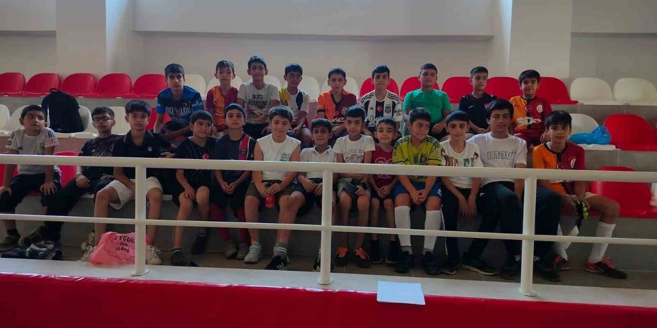 Elazığ’da futsal turnuvası son buldu