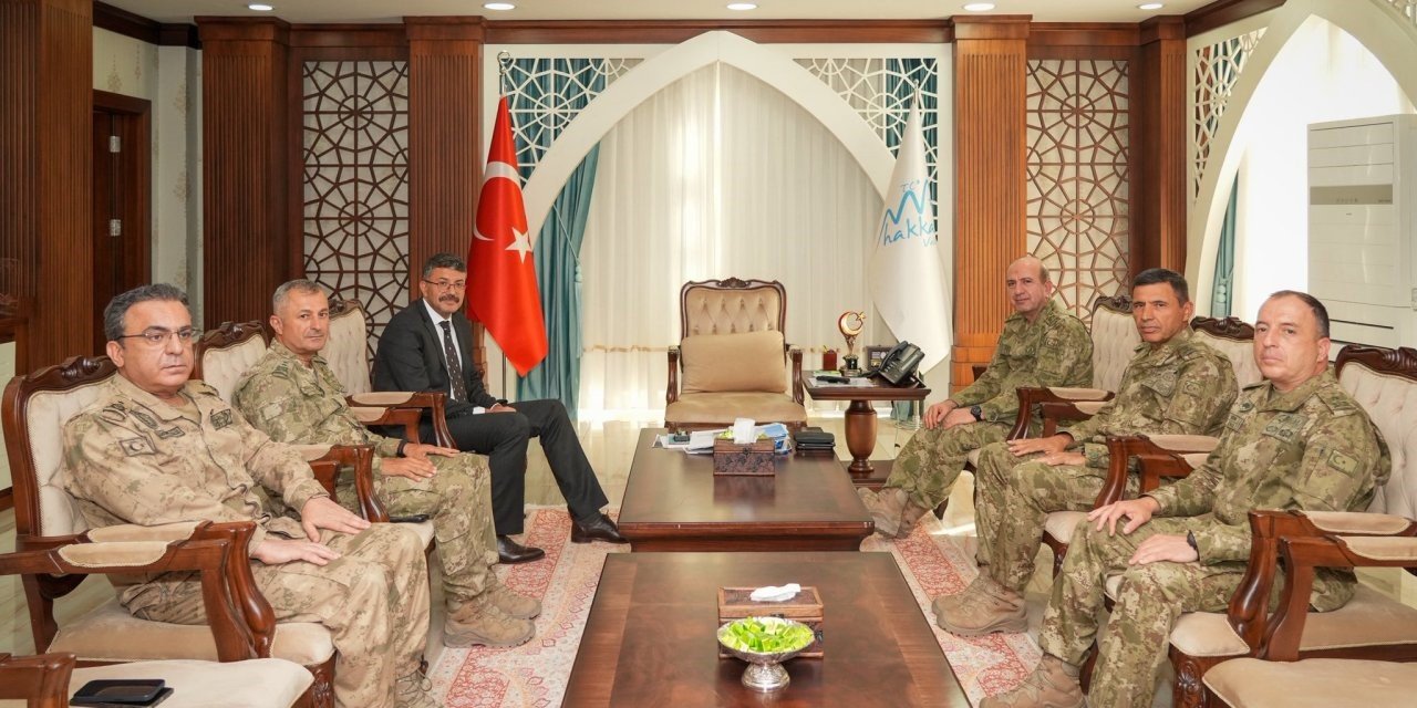 Orgeneral Levent Ergün Vali Çelik’i ziyaret etti