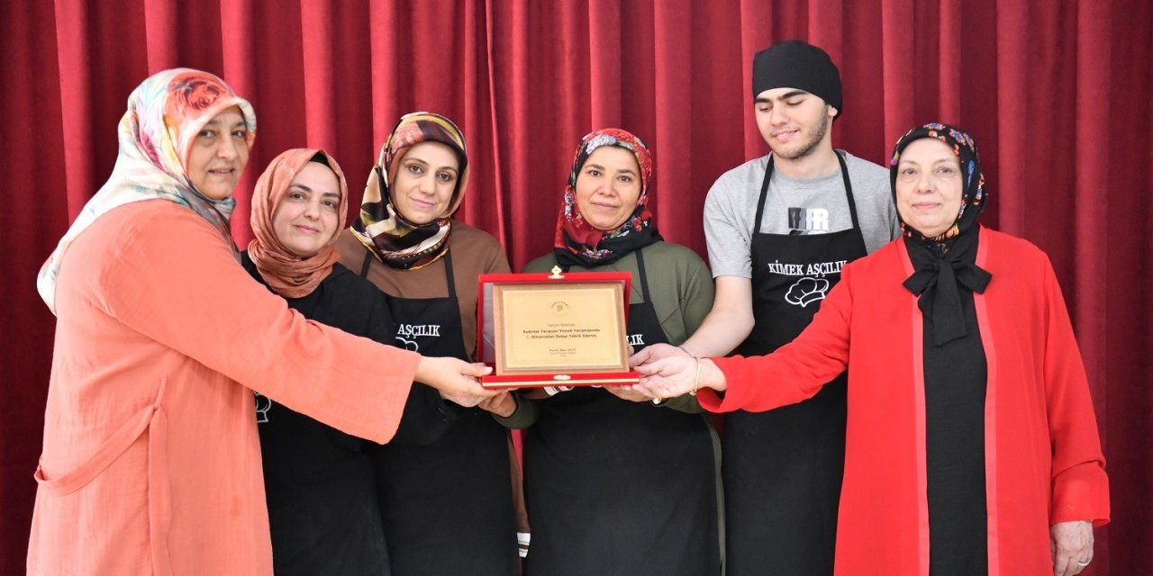 "Analı Kızlı" gelecek nesillere tanıtıldı