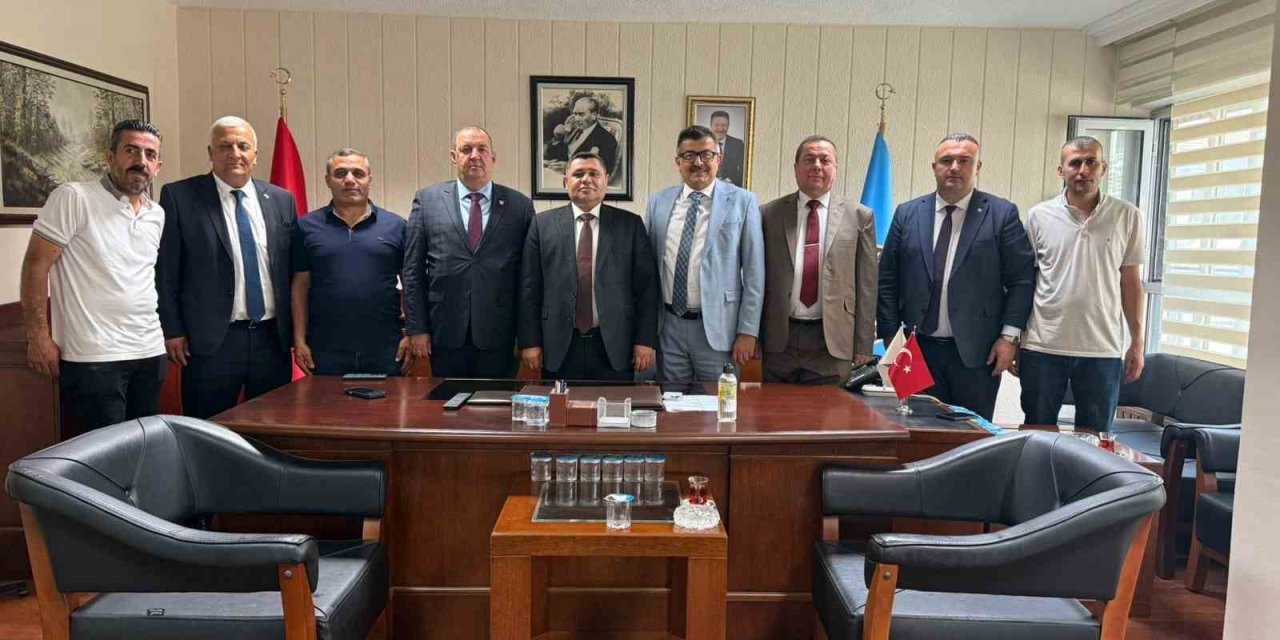 Yüksekova’da 50 yıllık dönem sona erdi: Yeni plaka boyama makinesi hizmete başladı