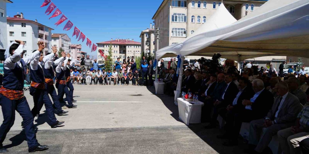 Erzurum’a halk pazarı