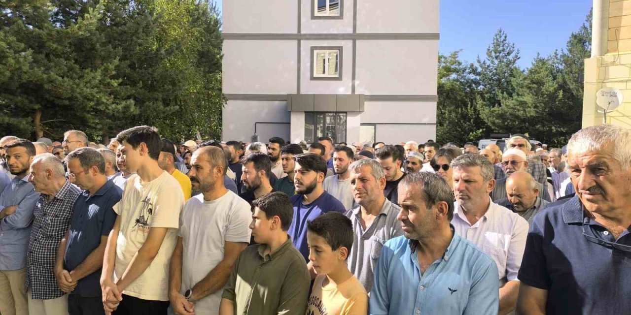 Turgut Güzel uğurlandı