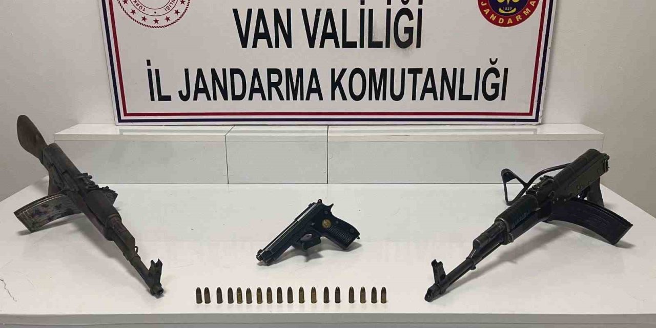 Van’da silah kaçakçılarına operasyon
