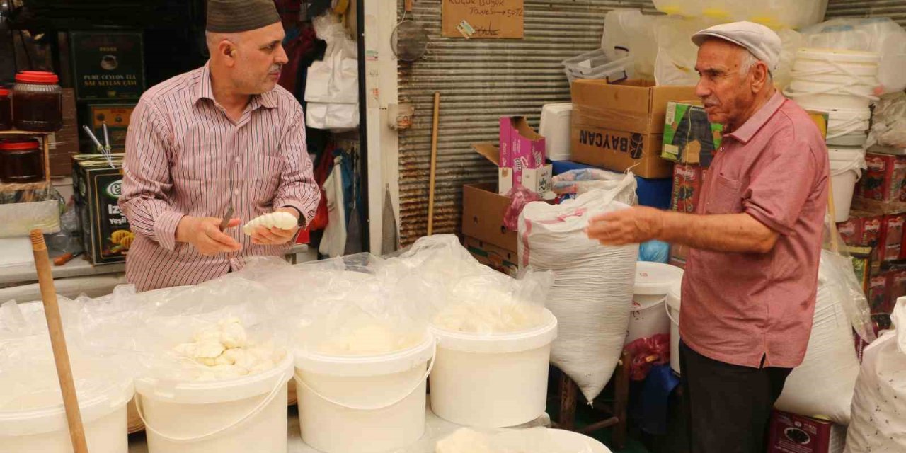 Diyarbakır’da kışlık peynir hazırlığı
