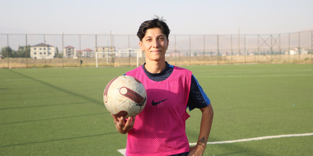 Fenerbahçe'den Yüksekova Kadın Futbol Takımı'na transfer