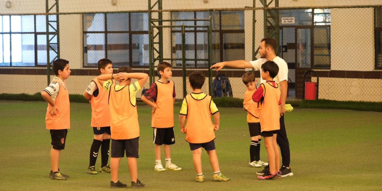 Erzincan’da yaz spor okulları sürüyor