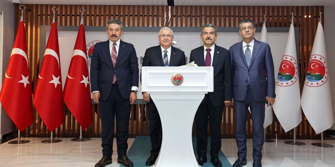 Millî Savunma Bakanı Güler'den Şırnak’ta denetim ve inceleme