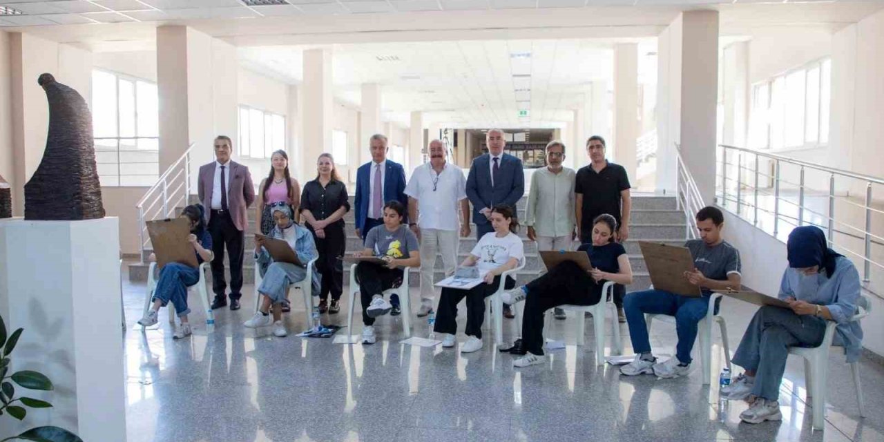Erzincan’da güzel sanatlar için özel yetenek sınavları gerçekleştirildi
