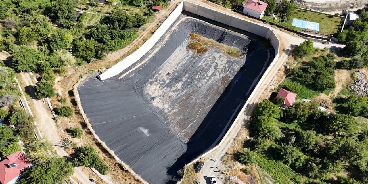 Erzincan'da 10 yıl önce yapıldı bir kez suyla doldu!