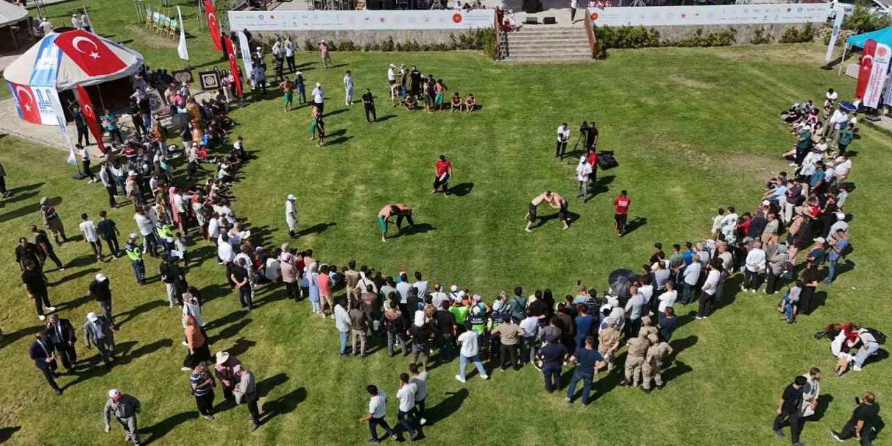 Malazgirt Zaferi’nin 954’üncü yıl dönümü kutlamaları Ahlat’ta başladı