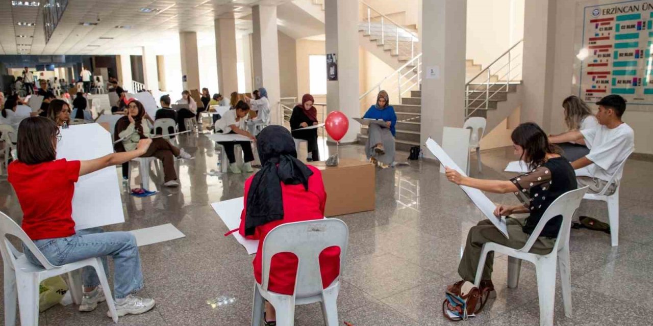 Erzincan’da güzel sanatlar için özel yetenek sınavları gerçekleştirildi
