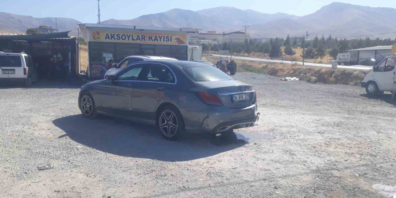 Malatya’da iki otomobil çarpıştı: 2 yaralı