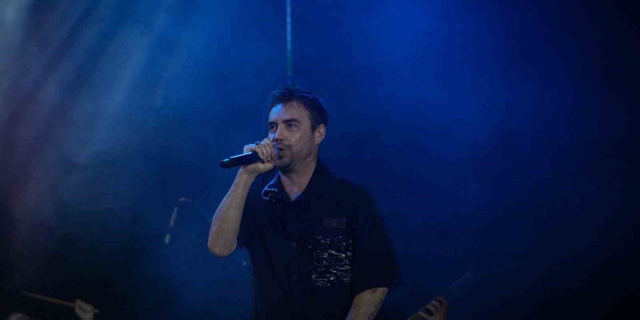 Hakkâri’de Murat Dalkılıç konseri