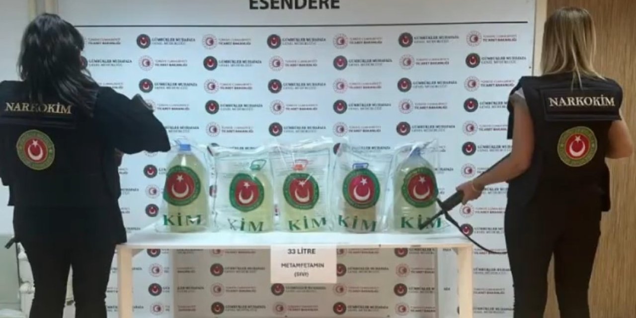 Esendere'de tırın yakıt deposunda 33 litre sıvı metamfetamin ele geçirildi