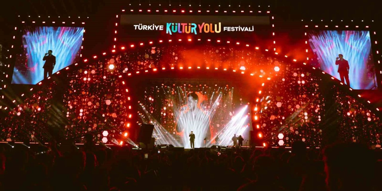 Erzurum Siyam ile coştu