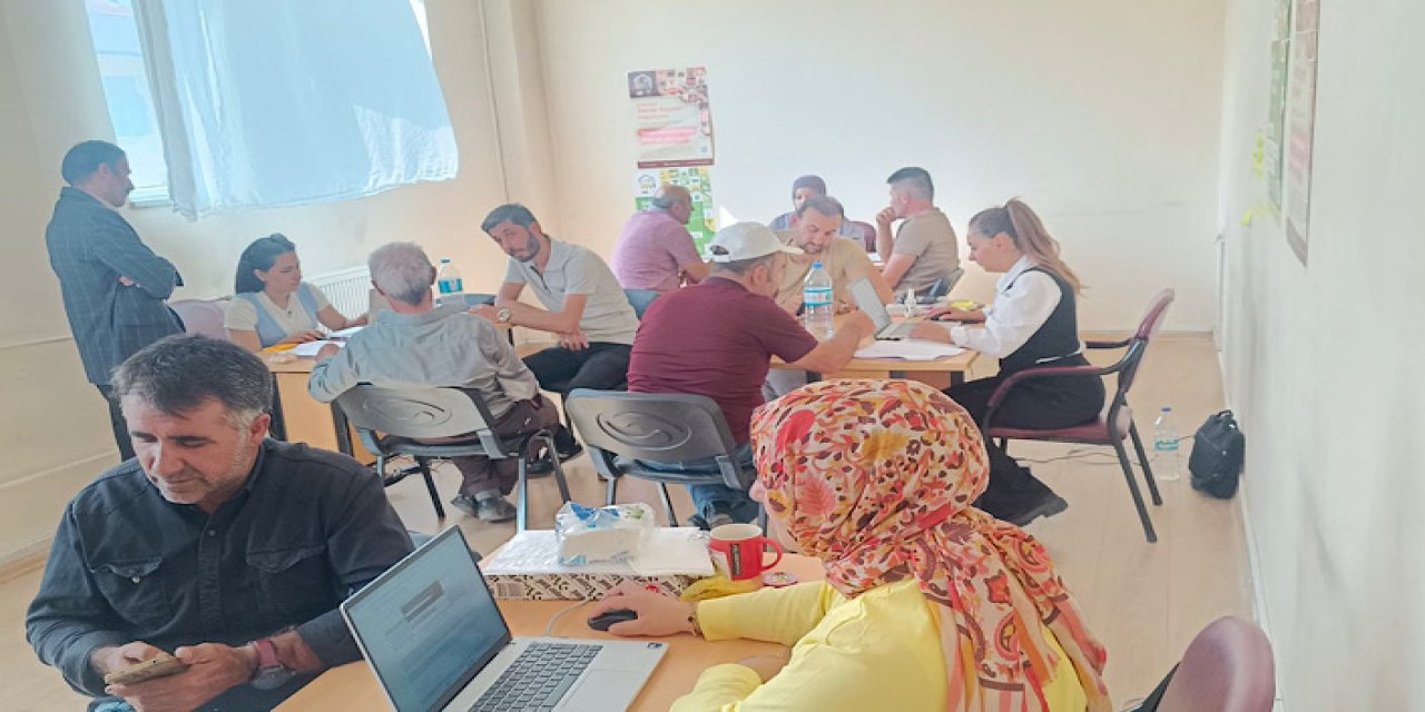 Yüksekova’da tarım sayımı sürüyor