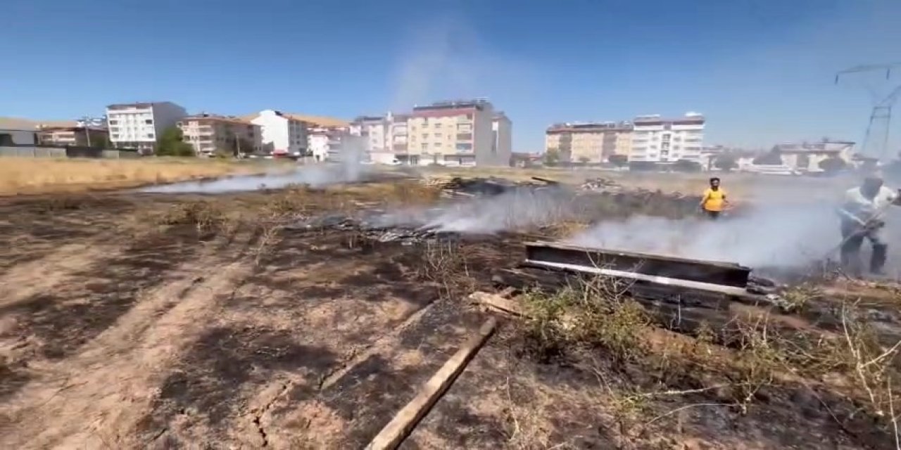 Elazığ’da çıkan yangın maddi hasar oluştu