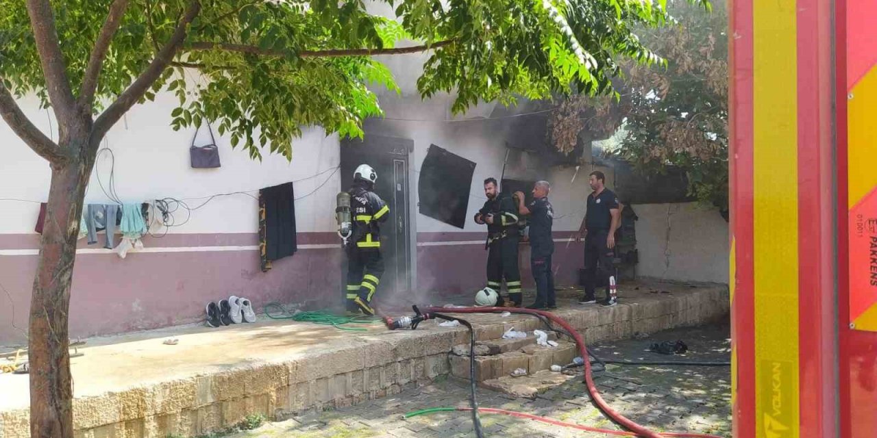 Haliliye’de müstakil evde yangın çıktı