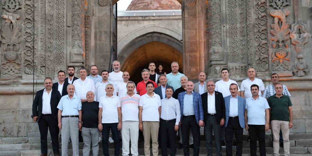 Mezopotamya ÜPAK Yönetimi Erzurum’da toplantı yaptı