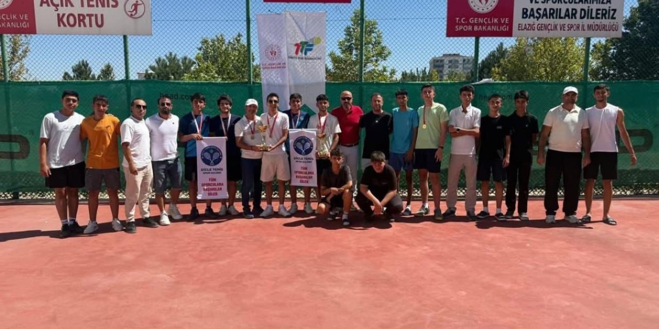 Elazığ’da tenis heyecanı