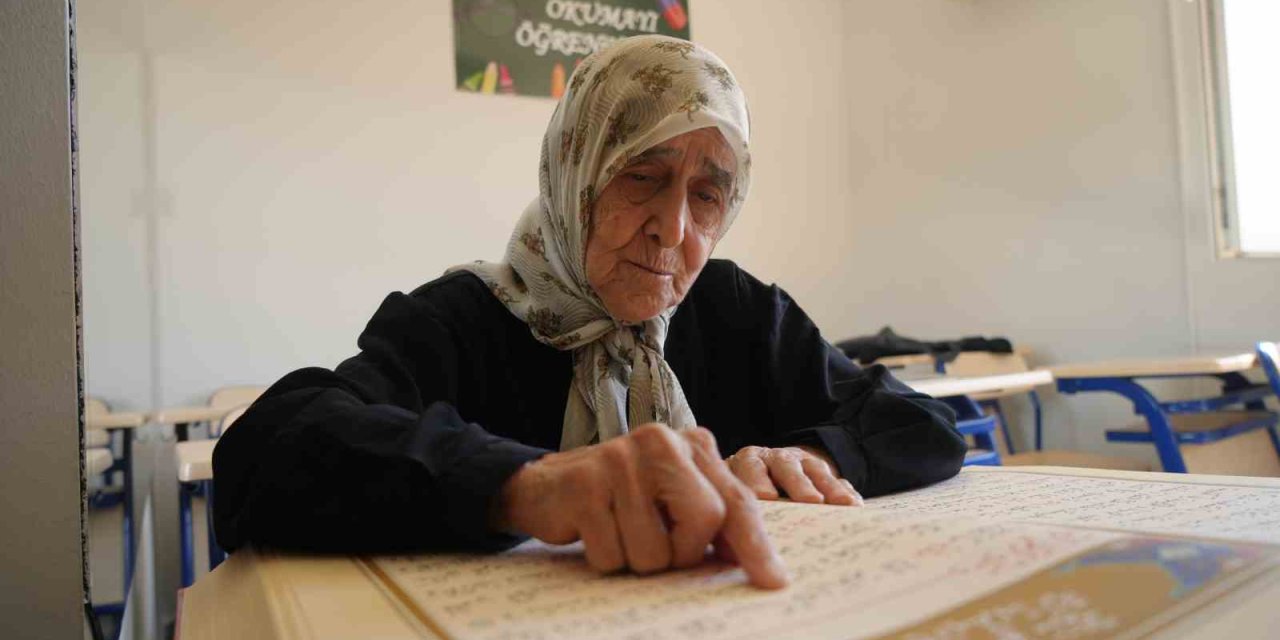 Gaziantep'te 87 yaşında Kur’an-ı Kerim okumayı öğrendi